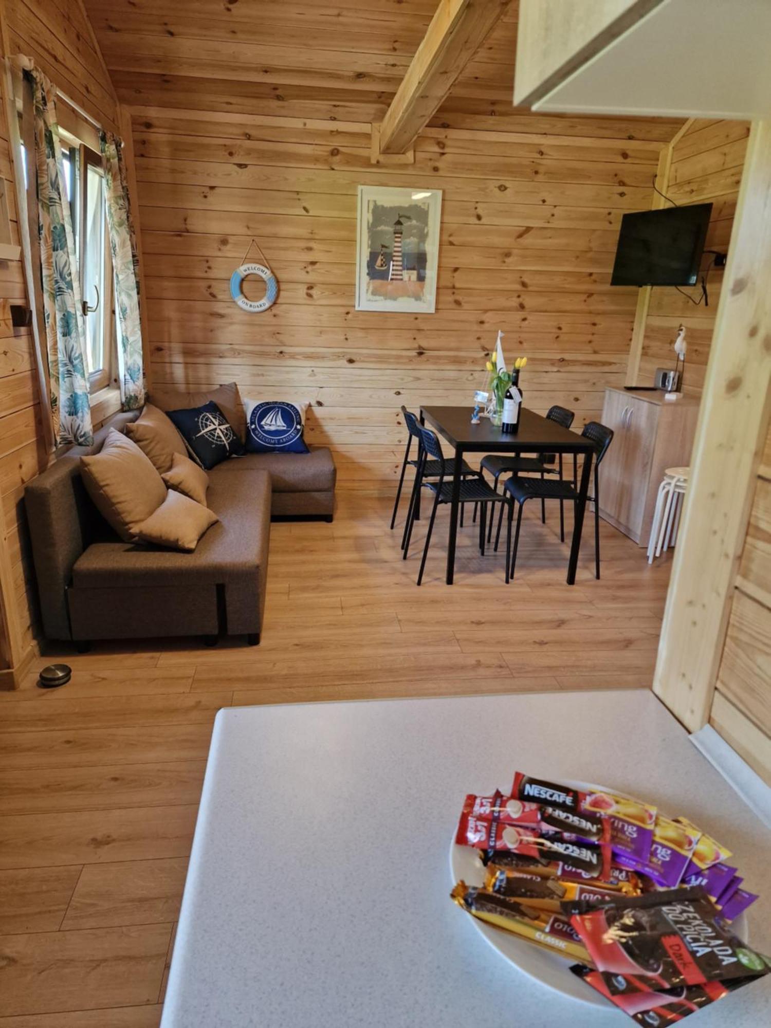 Ranczo Wodnica - Domki Letniskowe, Domki Na Wylacznosc Ustka Extérieur photo