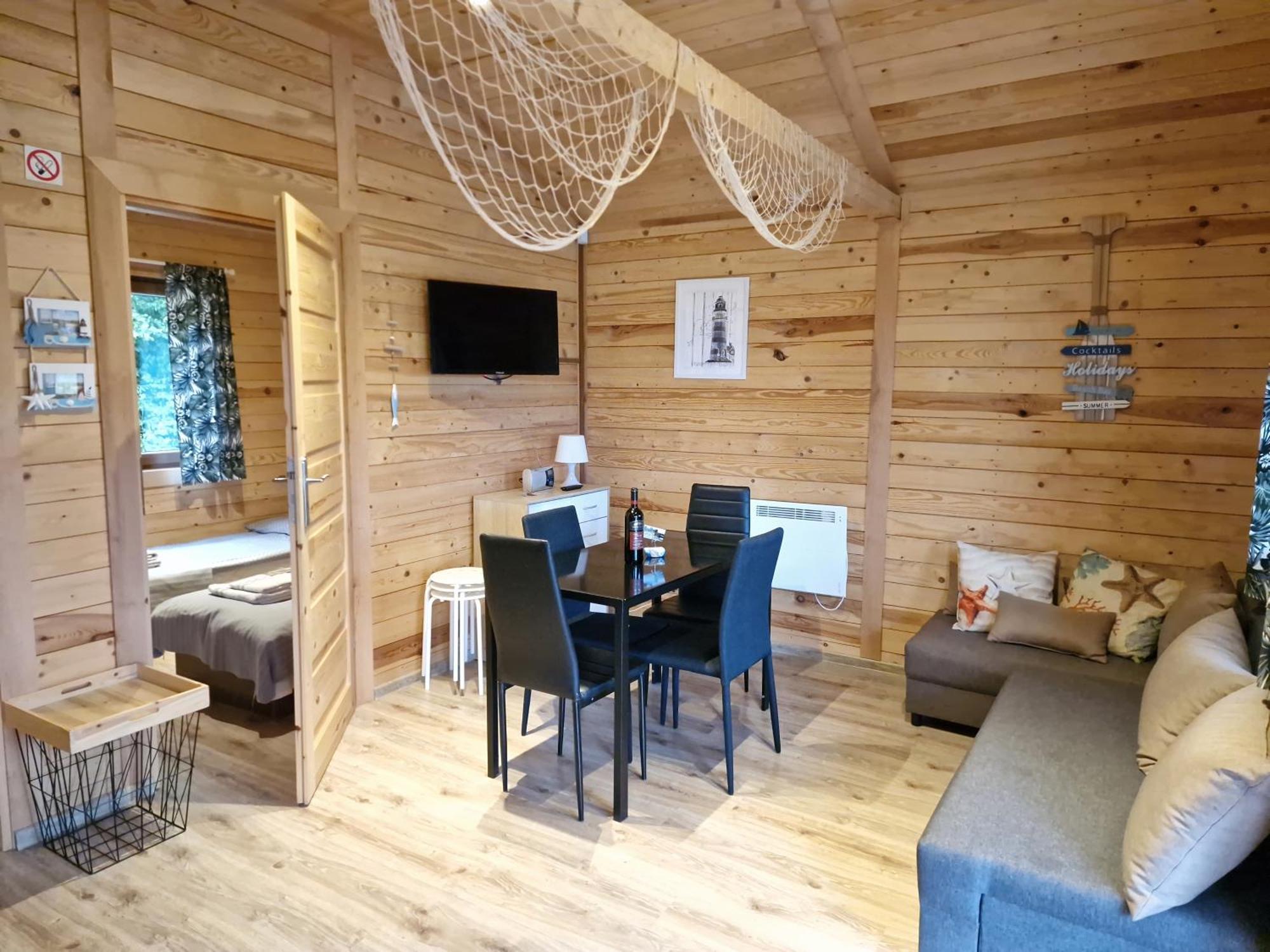 Ranczo Wodnica - Domki Letniskowe, Domki Na Wylacznosc Ustka Extérieur photo